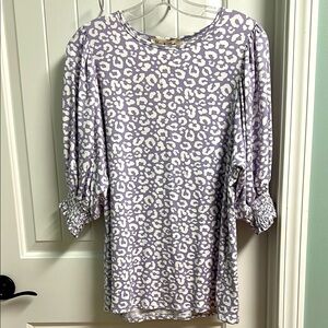 Lavender smocked sleeved top